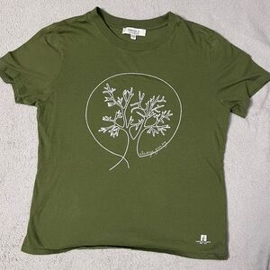 Embroidered tree shirt